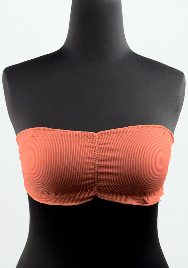 STRAPLESS MAROON TUBE BRA